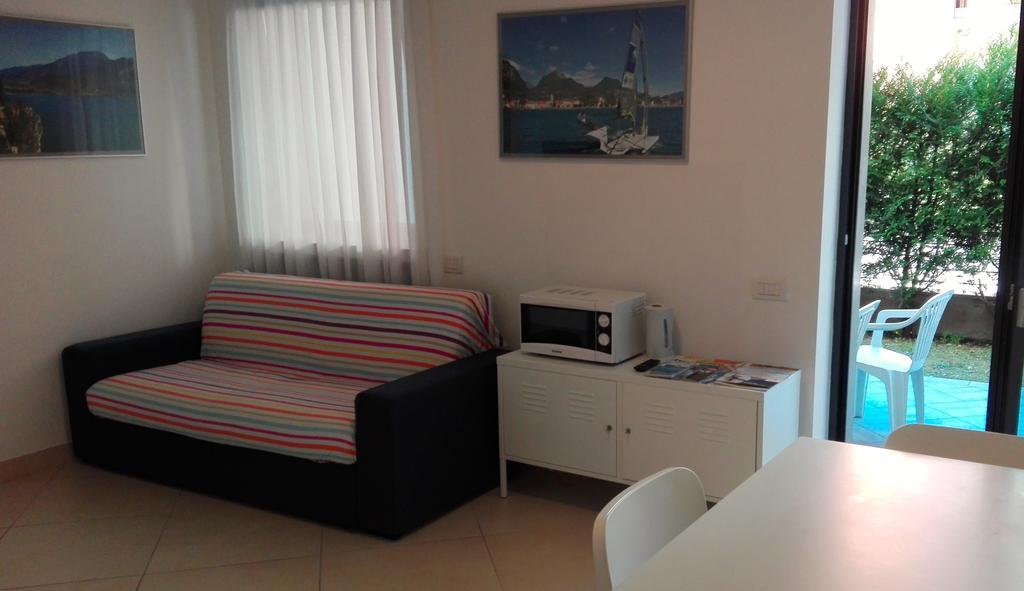 Sole Riva Apartment Екстер'єр фото